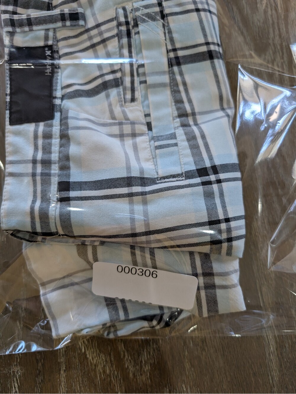 Vintage Hurley Plaid Y2K 2007 Shorts - Picture 5 of 5